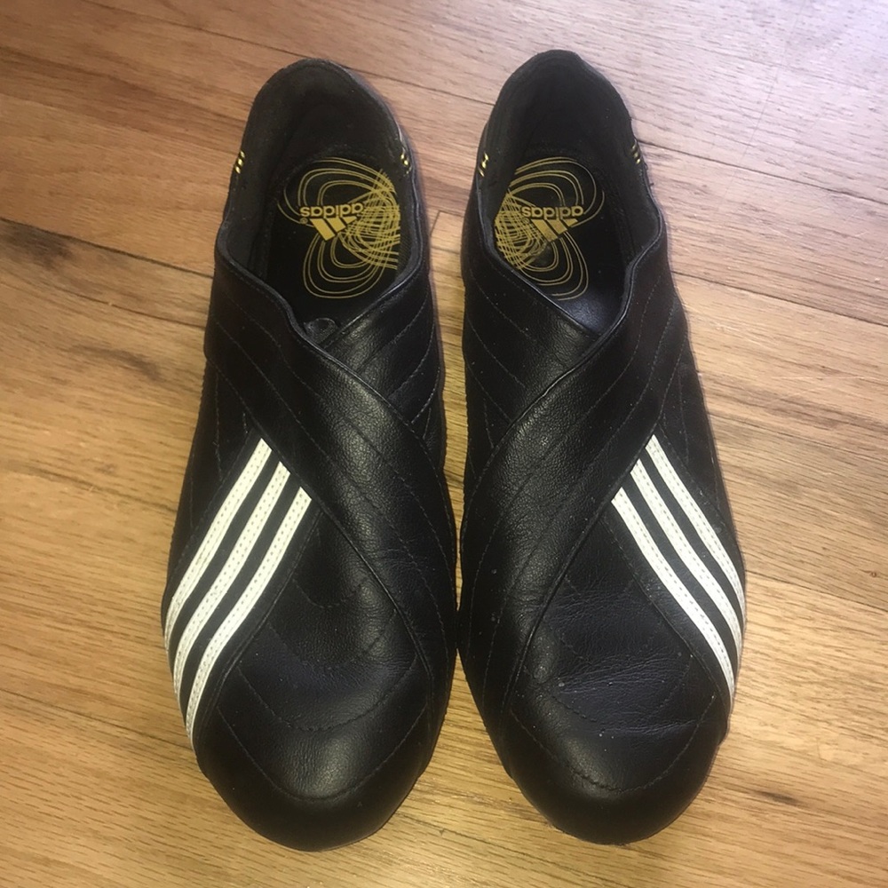 Adidas size 8 slip on sneaker shoe black leather